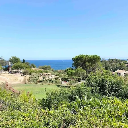 Appartement Capjouss Cap Esterel Rez De Jardin *